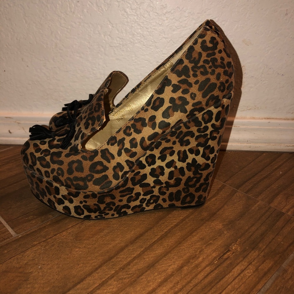 Wedges - Picture 3 of 3